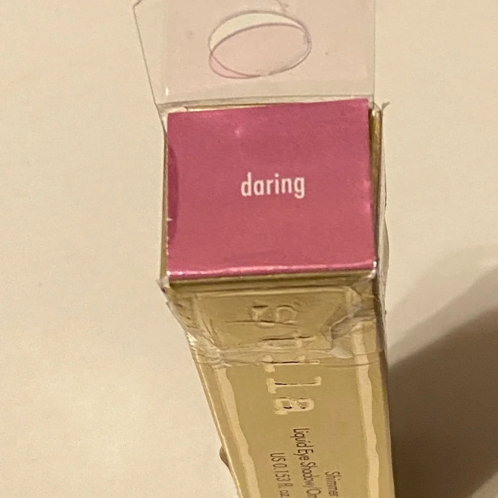 Stila Shimmer & Glow Liquid Eye Shadow - Vibrant Pink “Daring”